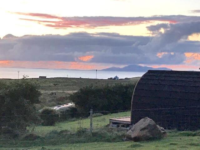 The Ardmore Pod Trumpan エクステリア 写真